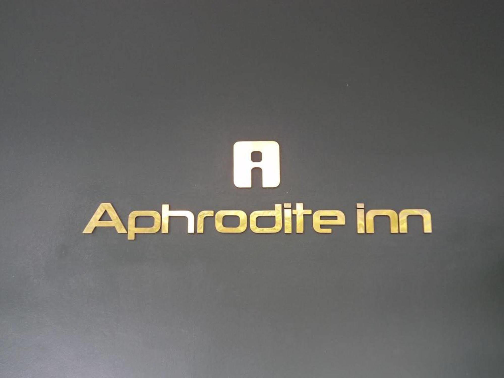Aphrodite Inn Bangkok Bagian luar foto